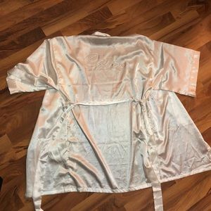Bride Robe. Size Small.